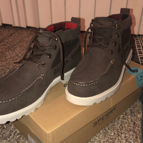 sperry leeward lug chukka